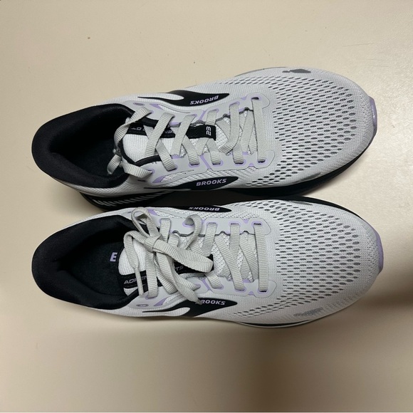 Brooks Running Women Adrenaline GTS 23 Purple Gray Black Shoes Size 8.5 WIDE - Picture 10 of 13